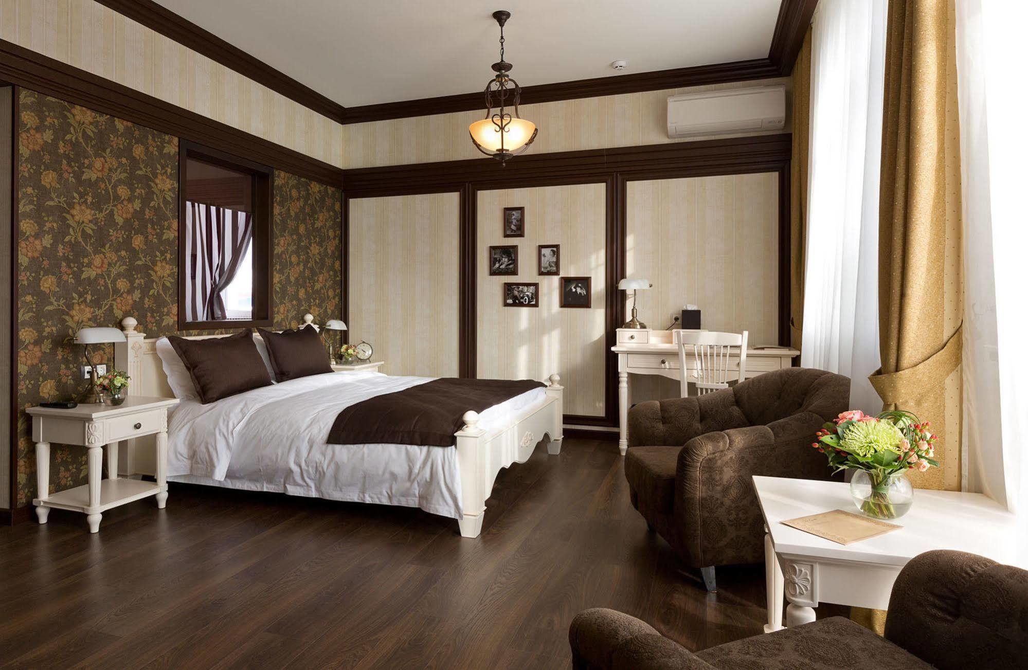 De Gaulle Boutique Hotel Kharkov Luaran gambar