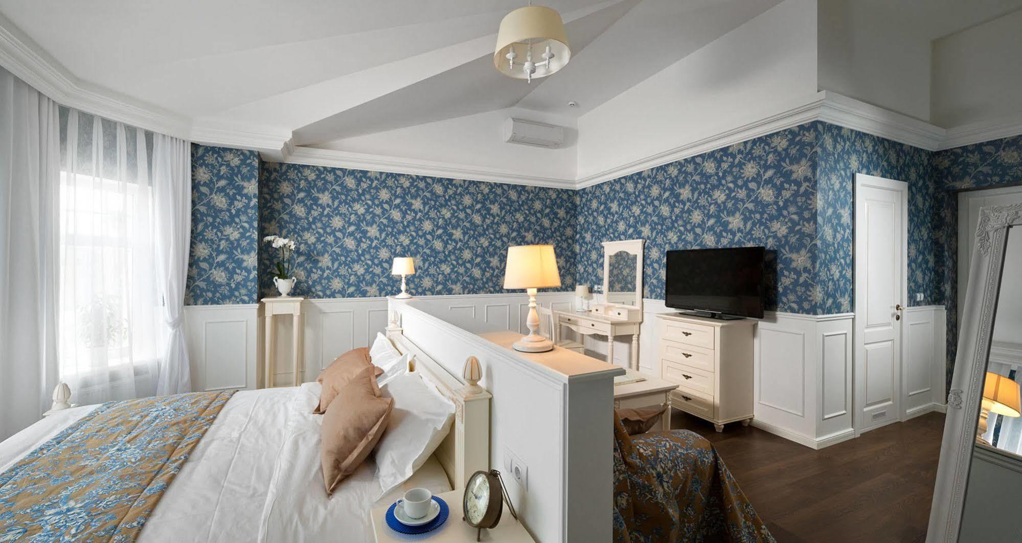 De Gaulle Boutique Hotel Kharkov Luaran gambar
