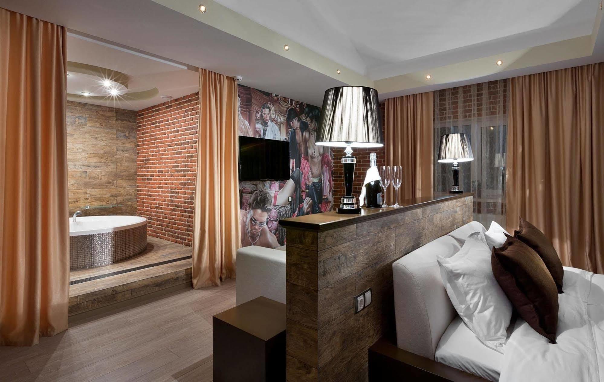 De Gaulle Boutique Hotel Kharkov Luaran gambar