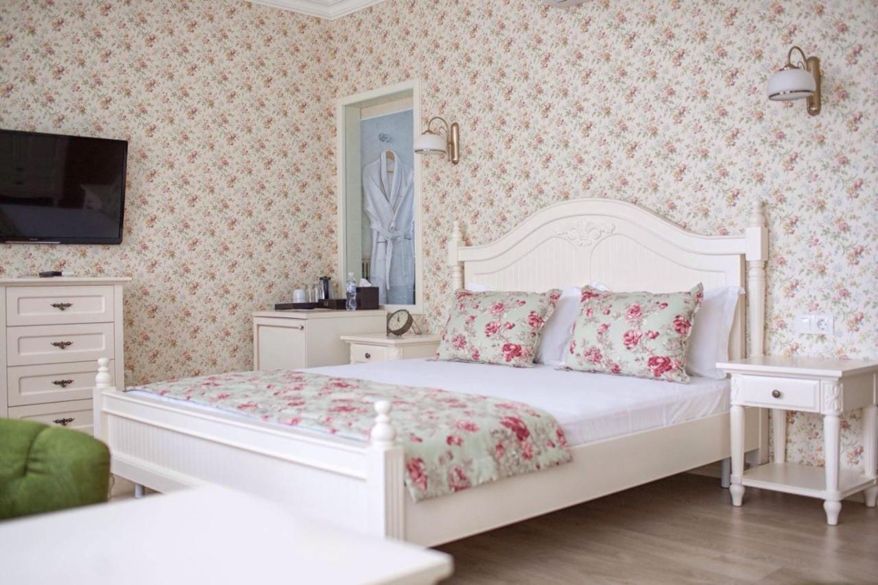 De Gaulle Boutique Hotel Kharkov Luaran gambar